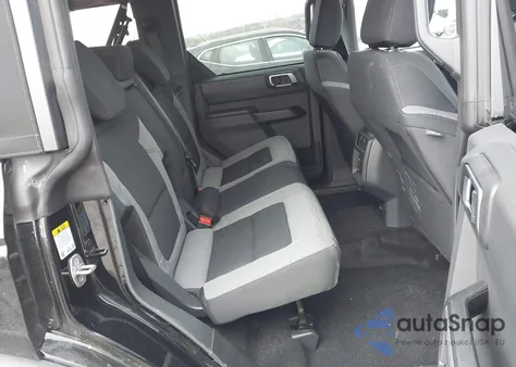 2025 Ford Bronco Big Bend z USA, uszkodzony, nr VIN 1FMDE7BH0SLB31277